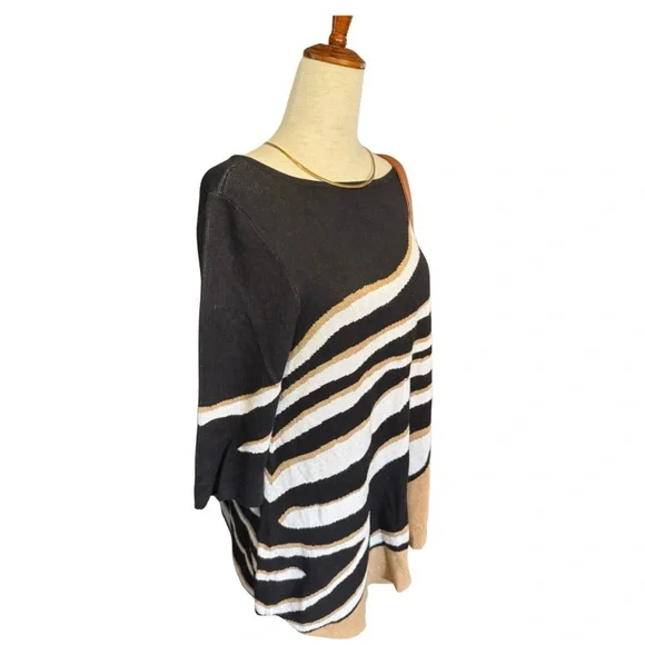 Chico's Asymmetrical Black & Tan Ripple Sweater‎ Size M - Picture 3 of 7